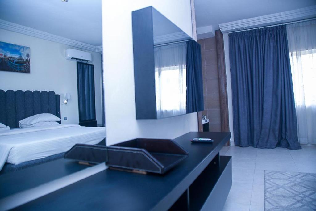 אבוג'ה Summerset Continental Hotel Maitama By T E L E Hospitality מראה חיצוני תמונה